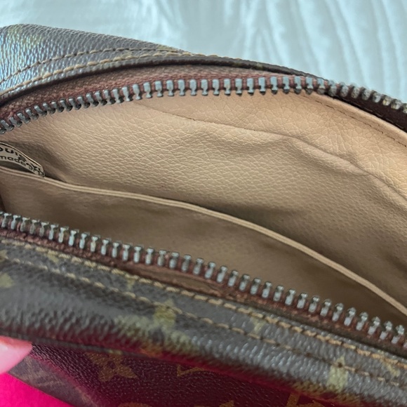 Louis Vuitton Dark Brown Monogram Pouch - Picture 8 of 10